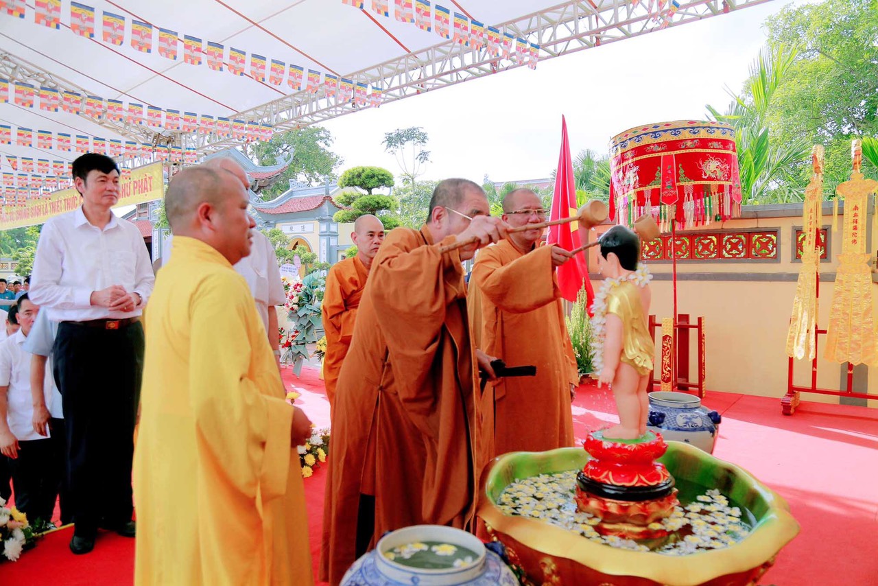 Phật giáo thị xã Đông Triều long trọng tổ chức Đại lễ Phật đản PL.2567 - DL.2023. 