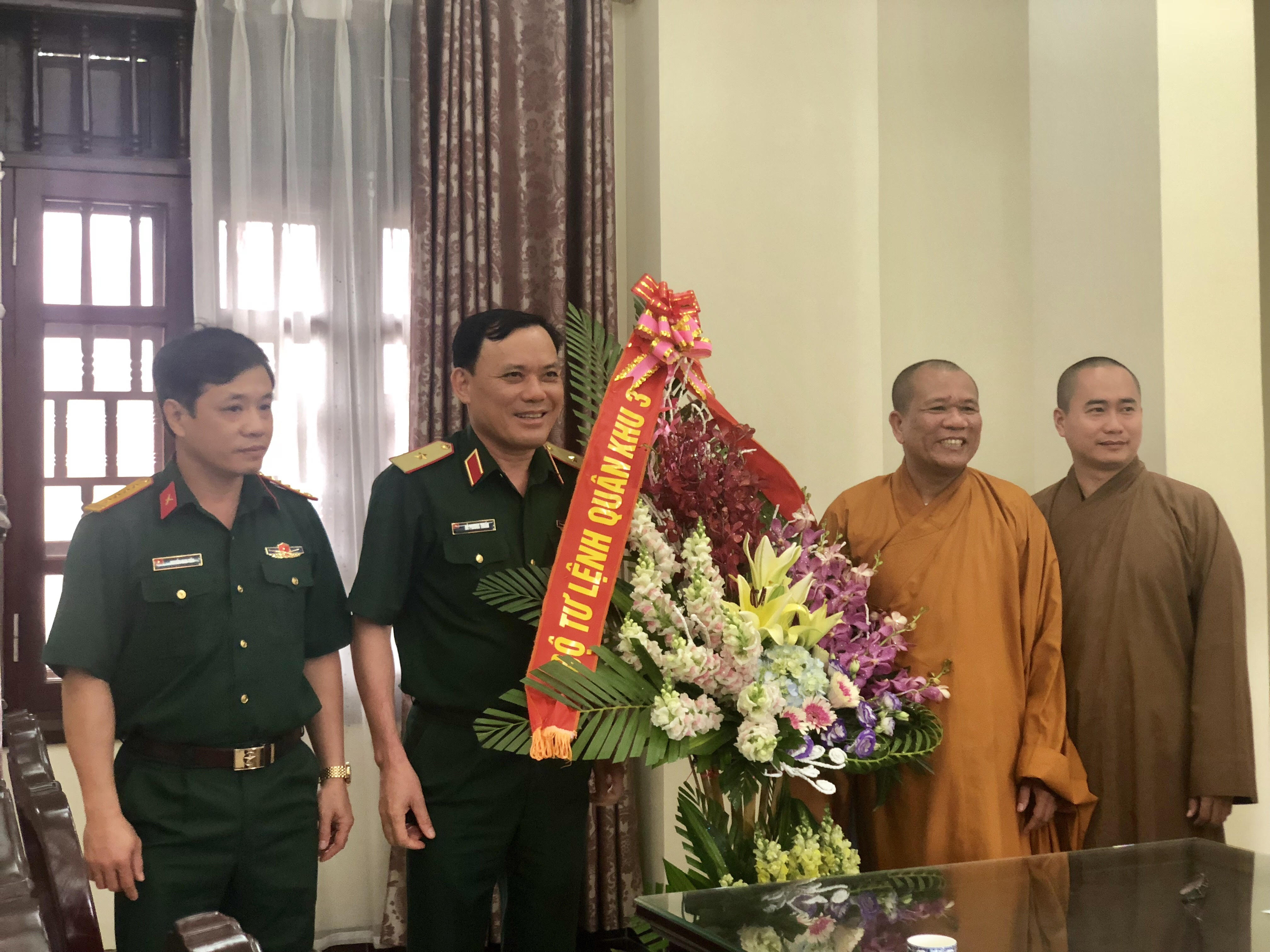 Ban Trị Sự Phật Giáo Tỉnh Quảng Ninh Tiếp Đón Phái Đoàn Bộ Tư Lệnh Quân Khu 3 Tới Thăm Và Chúc Mừng Phật Đản 2018 